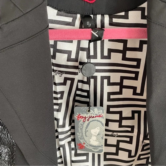 NWT Roxy black belted blazer with faux  leather trims & sharp lapels S - Picture 3 of 6